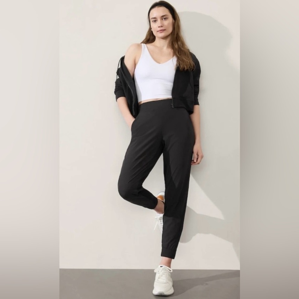 Athleta Brooklyn Legacy Mid Rise Black Jogger Pants
